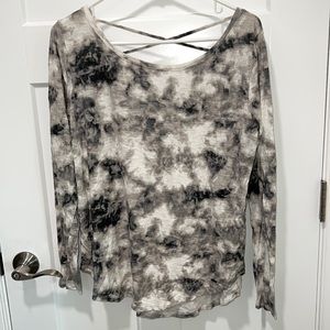 Hollister long sleeve tye dye top with open back